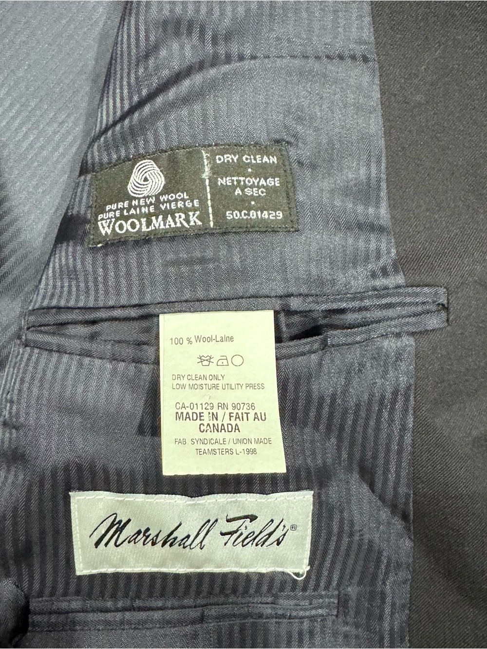 Calvin Klein black Single-Breasted Blazer/suit jacket, pure‎ new wool Size 48L - Picture 7 of 8
